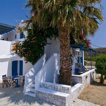 Sardis Rooms Kímolos Exterior foto