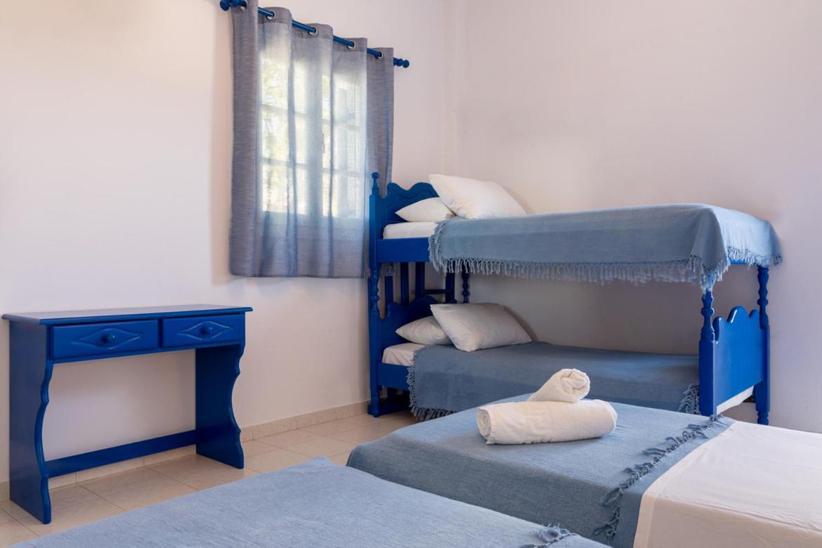 Sardis Rooms Kímolos Exterior foto
