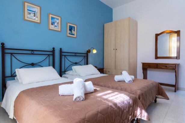 Sardis Rooms Kímolos Exterior foto