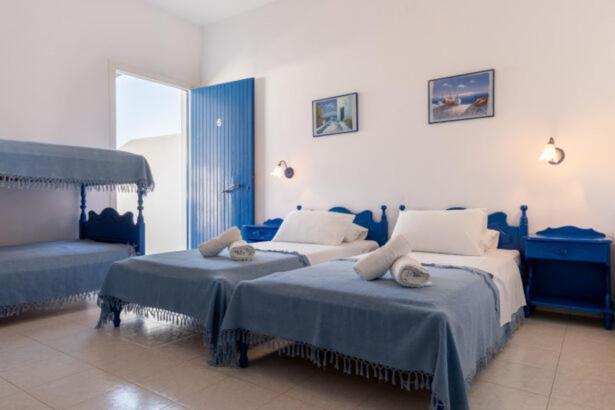 Sardis Rooms Kímolos Exterior foto