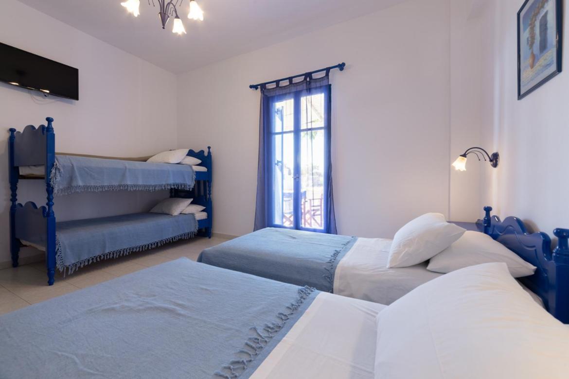 Sardis Rooms Kímolos Exterior foto