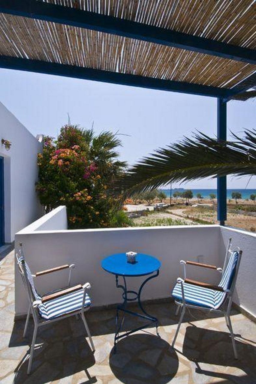 Sardis Rooms Kímolos Exterior foto